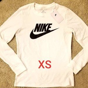Women's Nike long sleeve